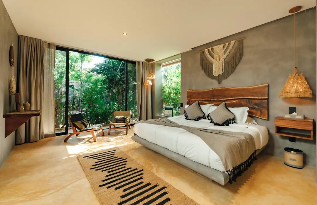 Arka Tulum-1